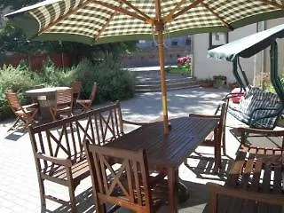Отель Linovo With Free Parking 3*