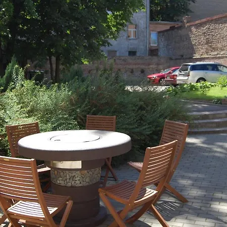 Linovo With Free Parking