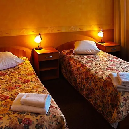 Hotel Linovo With Free Parking Riga