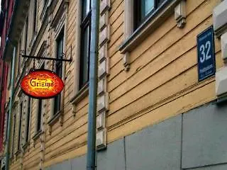 Linovo With Free Parking Hotell 3*