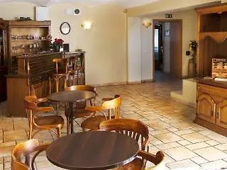 Hotel Linovo With Free Parking