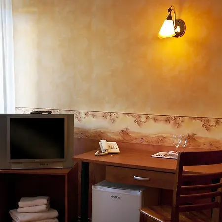 Linovo With Free Parking 3* Riga